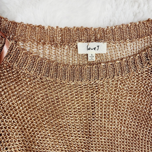 Love j crochet top - Picture 6 of 6